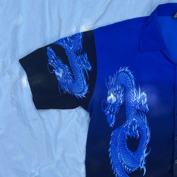 Vintage 90s  Blue Dragon Print Collared Button Up Shirt - Picture 3 of 5